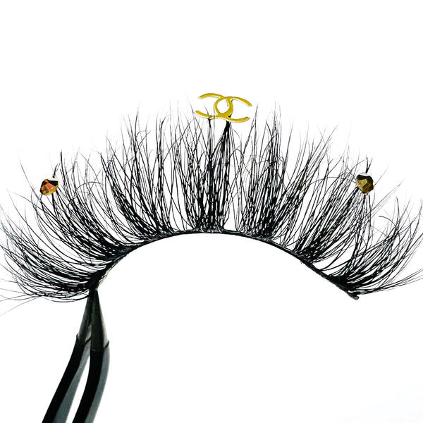 Designer Lashes Gold Logo